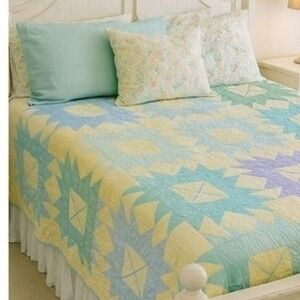 Sunlit Breeze" – 75"‎ x 91" Handmade Vintage Quilt  # 154